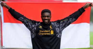 Umumkan Perpanjangan perjanjian dengan Setan Merah atau Liverpool, Standchart Pilih Indonesia Umumkan Perpanjangan perjanjian dengan Setan Merah atau Liverpool, Standchart Pilih Indonesia