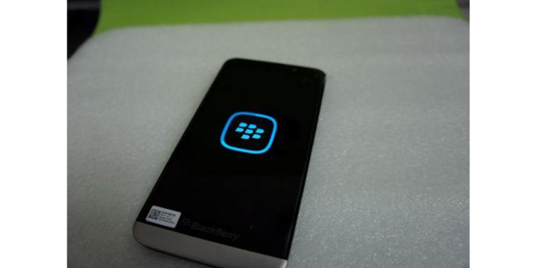 Desain BlackBerry A10 Hampir Mirip Galaxy S4