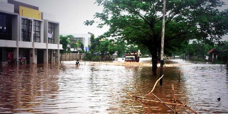 Foto Banjir Cileduk 2014 DKI Jakarta