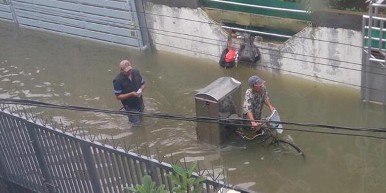 Foto Banjir Jakarta Barat 2014