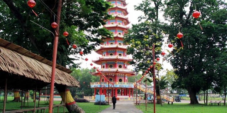 Gambar dari Weekend Yuk! Menelusuri Jejak Kejayaan Bumi Sriwijaya » 1702585kelenteng 22780x390 1702585kelenteng 22780x390 » Weekend Yuk! Menelusuri Jejak Kejayaan Bumi Sriwijaya