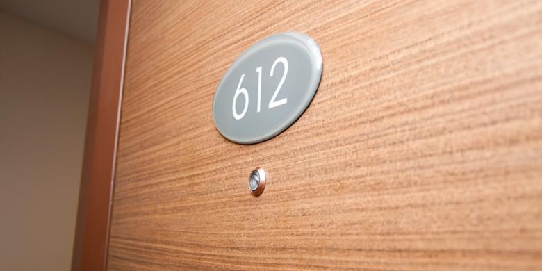 waspada pada lubang intip pintu kamar hotel kompas waspada pada lubang intip pintu kamar hotel kompas