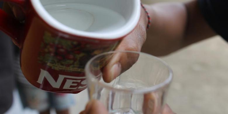 http://mandesanblog.blogspot.com/2014/10/cara-pembuatan-arak-bali-di-karangasem.html