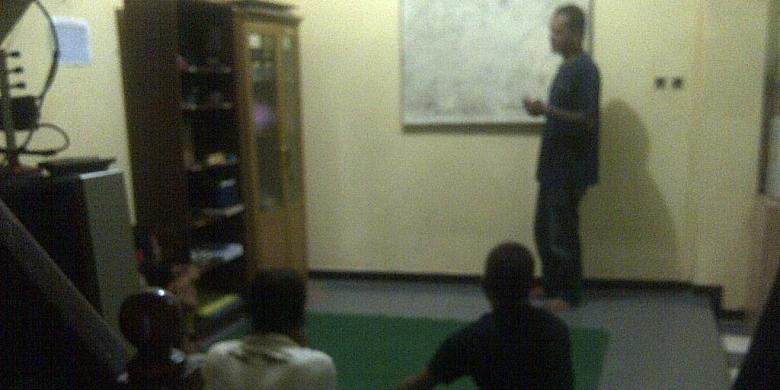 bahan zat baku psikotropika Miras Jadi Rehabilitasi Wajib Pencandu Narkoba Oplosan Materi