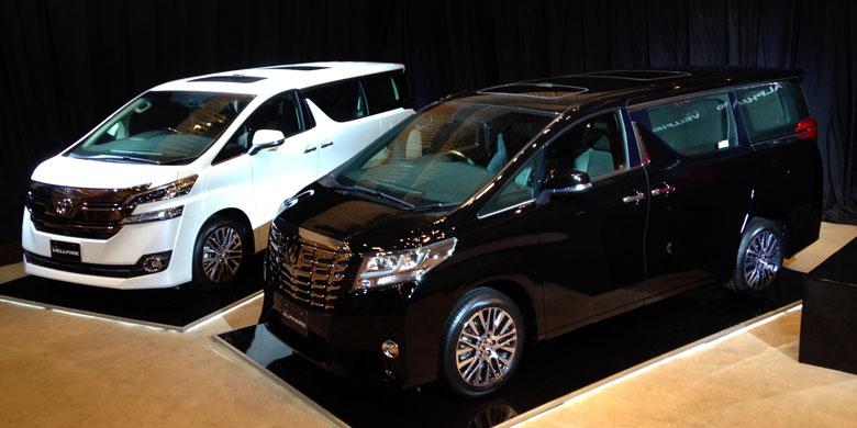 toyota alphard di indonesia #6