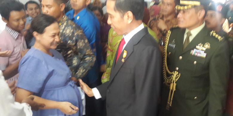 Pak Jokowi, Tolong Pegang Perut Saya yang Lagi Hamil