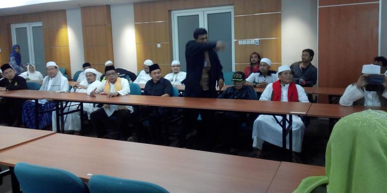 kota di balai ahok ngamuk Rapat Tindak Didemo Angket Setelah GMJ, DPRD Gelar DKI Kompas Lanjut kota di balai ahok ngamuk Rapat Tindak Didemo Angket Setelah GMJ, DPRD Gelar DKI Kompas Lanjut