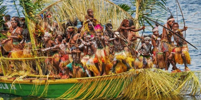 Image result for FOTO DANAU SENTANI ADA WATERMARKNYA