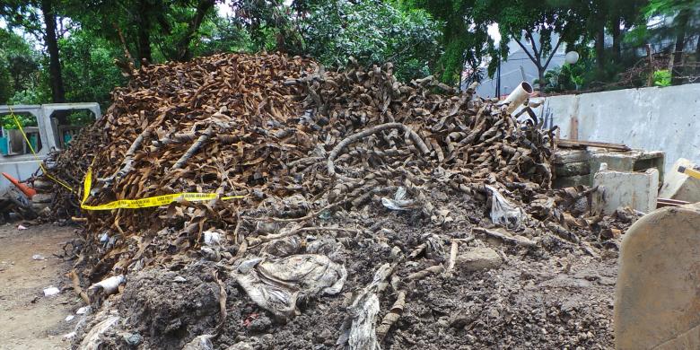 Salah Satu Pelaku Mengaku Baru 6 Kali Mencuri Kabel di Gorong-gorong