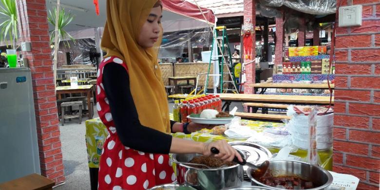 Gambar dari Restoran Ikonik Surabaya Hadir Di Festival Kuliner Serpong » 104901520160819 145107 900x506780x390 104901520160819 145107 900x506780x390 » Restoran Ikonik Surabaya Hadir Di Festival Kuliner Serpong