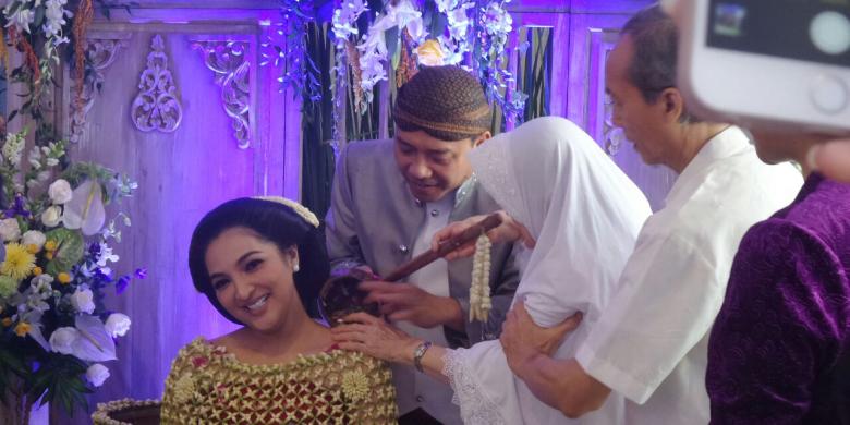 Undangan Selamatan Tujuh Bulanan