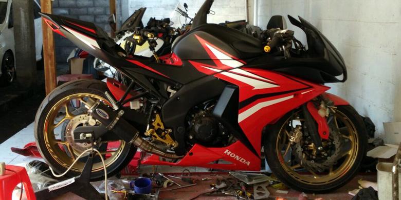 paket modif cb150r berjubah kompas paket modif cb150r berjubah kompas