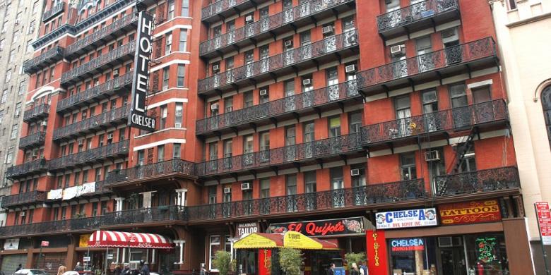 Chelsea Hotel, New York terkenal sebagai tempat tinggal para selebriti da penulis namun juga dikenal horor