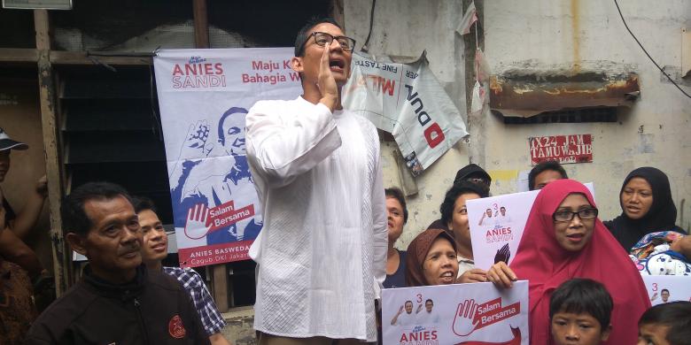 Tak Ada Mikrofon, Sandiaga Kampanye Sambil Berteriak