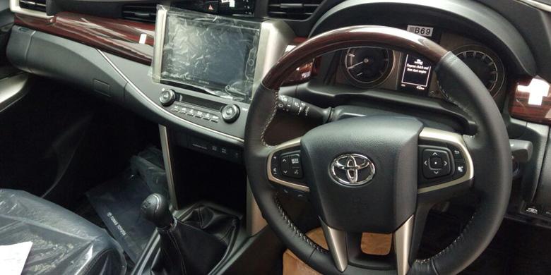 Bocoran Interior Toyota Innova Venturer