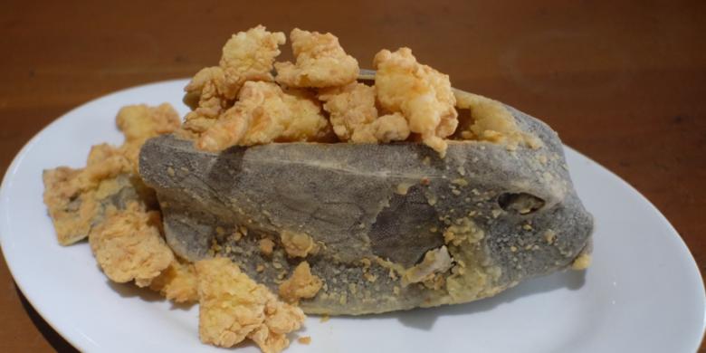 Ikan kudu kudu goreng tepung.