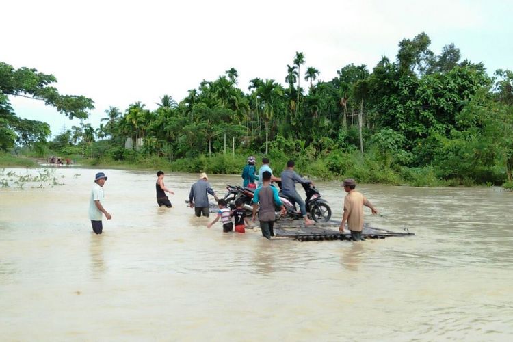 Banjir di Aceh Utara Rendam Enam Rumah dan Hancurkan Satu Jembatan