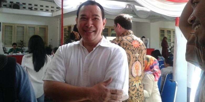 Hutomo Mandala Putra atau Tommy Soeharto datang sekitar pukul 12.30 WIB untuk mencoblos di TPS 01, BKKKS, Jakarta Pusat, Rabu (9/7/2014).