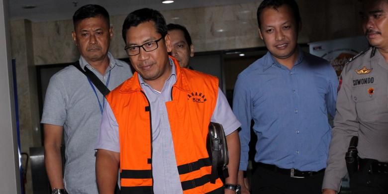 Terdakwa Siapkan Rp 2 Miliar untuk Hakim MK Selain Patrialis Akbar