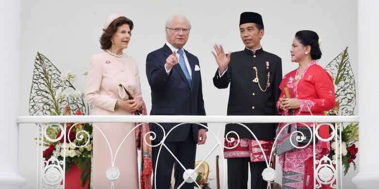 Presiden Joko Widodo saat menyambut Raja Swedia Carl XVI Gustaf di Istana Bogor, Senin (22/5/2017).