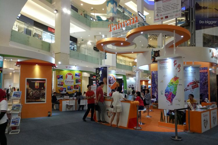 Suasana Taiwan Travel Fair yang diselenggarakan di Gandaria City, mulai Jumat (13/10/2017).