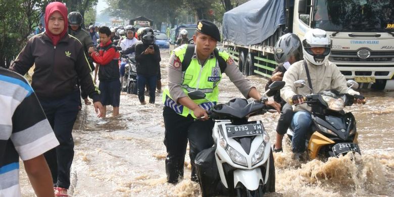 Banjir Rancaekek, Deddy Mizwar Minta Warga Sabar