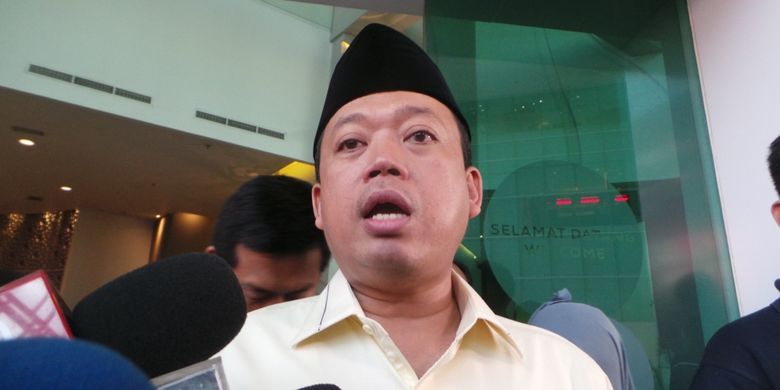 Politisi Partai Golkar Nusron Wahid saat ditemui wartawan seusai rapat internal tim pemenangan Ahok-Djarot di Hotel Novotel, Jakarta Barat, Kamis (9/3/2017).