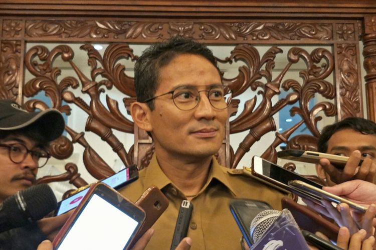 Wakil Gubernur DKI Jakarta Sandiaga Uno di Balai Kota DKI Jakarta, Jalan Medan Merdeka Selatan, Senin (4/12/2017).