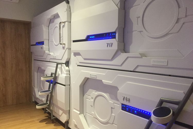 
Whiz Capsul Hotel di Trawas, Mojokerto.