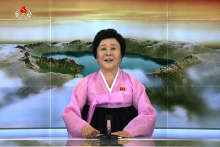 Penyiar berita terkemuka Korea Utara, Ri Chun Hee