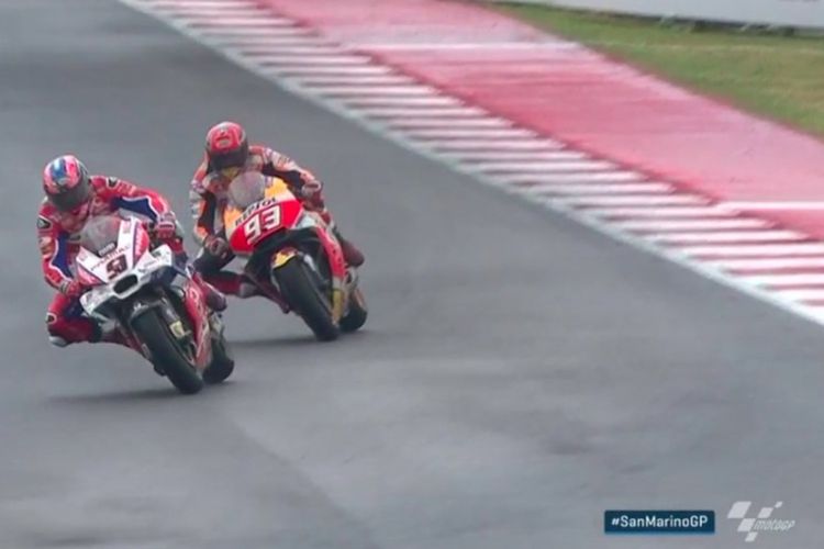 Hasil GP Misano, Marquez Menang Dramatis pada Putaran Terakhir