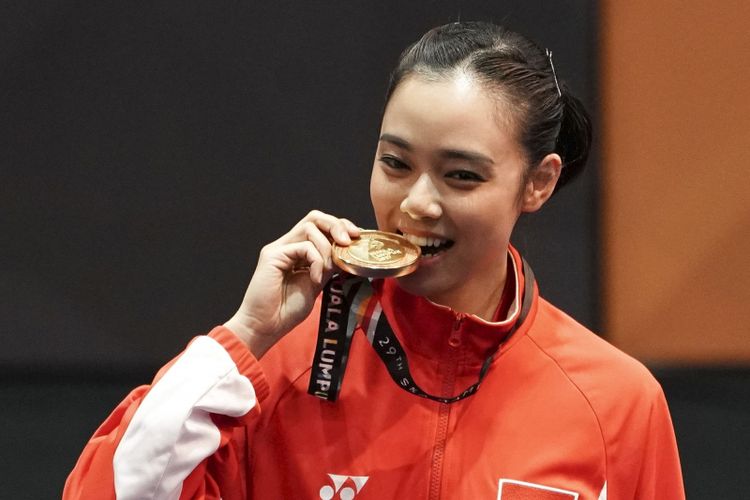 Lindswell Kwok, peraih medali emas cabor wushu nomor Taijijian | Kompas.com