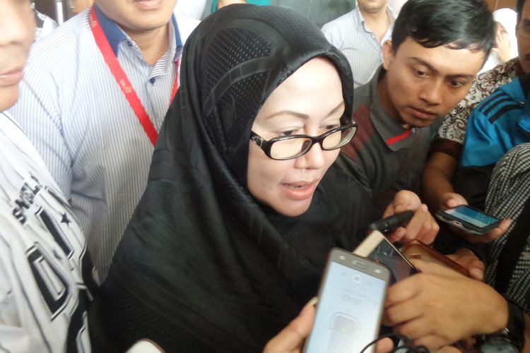 Mantan Gubernur Banten, Atut Chosiyah menjadi terdakwa di Pengadilan Tipikor Jakarta, Rabu (5/4/2017).