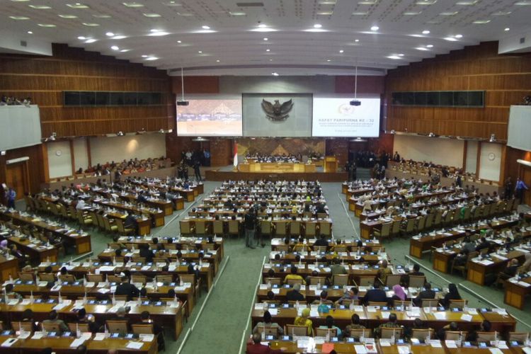 Rapat paripurna DPR RI pengambilan keputusan Rancangan Undang-Undang Pemilu (RUU Pemilu), Kamis (20/7/2017).