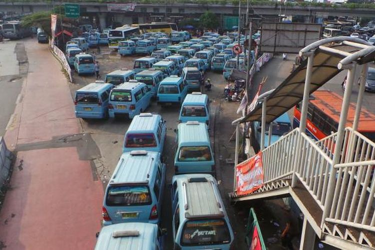 Kampung Melayu, Saksi Bisu Perubahan Moda Transportasi Jakarta