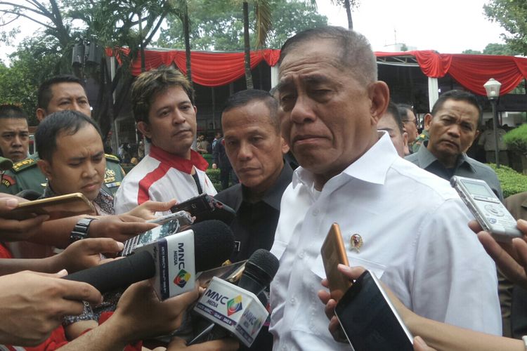 Menteri Pertahanan Ryamizard Ryacudu saat ditemui di Kementerian Pertahanan, Jakarta Pusat, Kamis (15/6/2017).