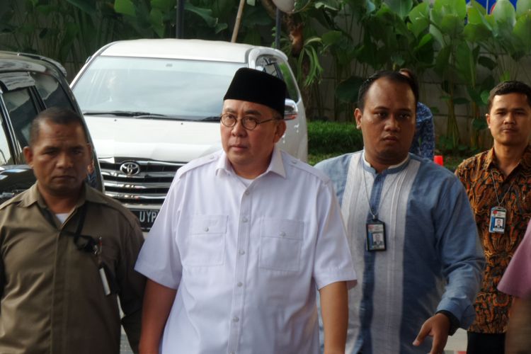 Gubernur Bengkulu Ridwan Mukti tiba di Gedung KPK Jakarta, Selasa (20/6/2017).