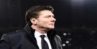 Mantan biro instruktur Napoli Walter Mazzarri buka bunyi mengenai masa depan sang instruktur Terkini Mantan Agen: Walter Mazzarri Bakal Ke FC Internazionale