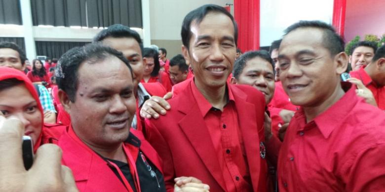 Gubernur DKI Jakarta Joko Widodo menjadi sosok yang paling menuai banyak sorotan dalam Rakernas III PDI Perjuangan yang digelar di Ancol, Jakarta, Jumat (6/9/2013).